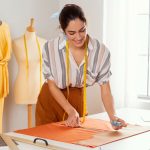 Proses Kreatif Desainer Fashion