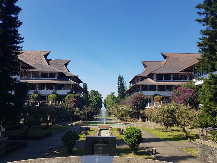 Syarat Masuk Jurusan FSRD