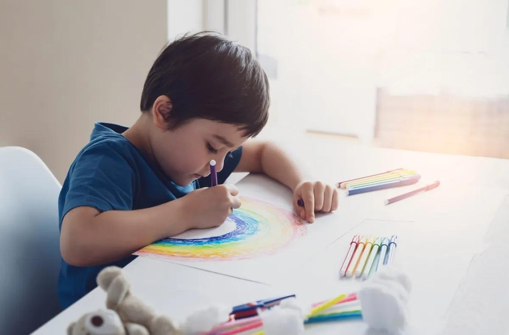 bimbingan belajar gambar anak